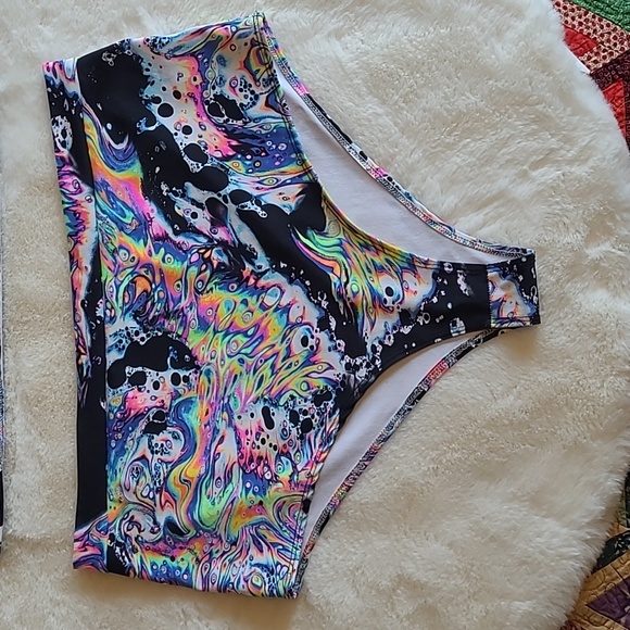 iHeartRaves 2 PC High Waist Bottoms & Tube Top Rave Neon Festival Summer Set - Picture 3 of 13
